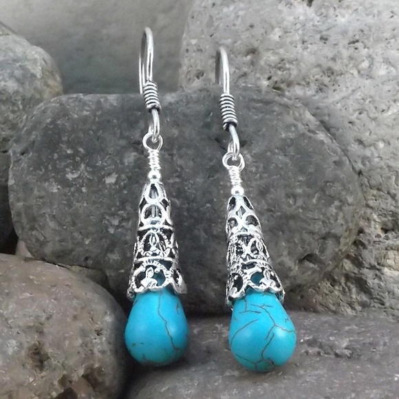 Twisted Artistry Jewelry Jewelry - Turquoise and Silver Filigree Drop Dangle Earrings